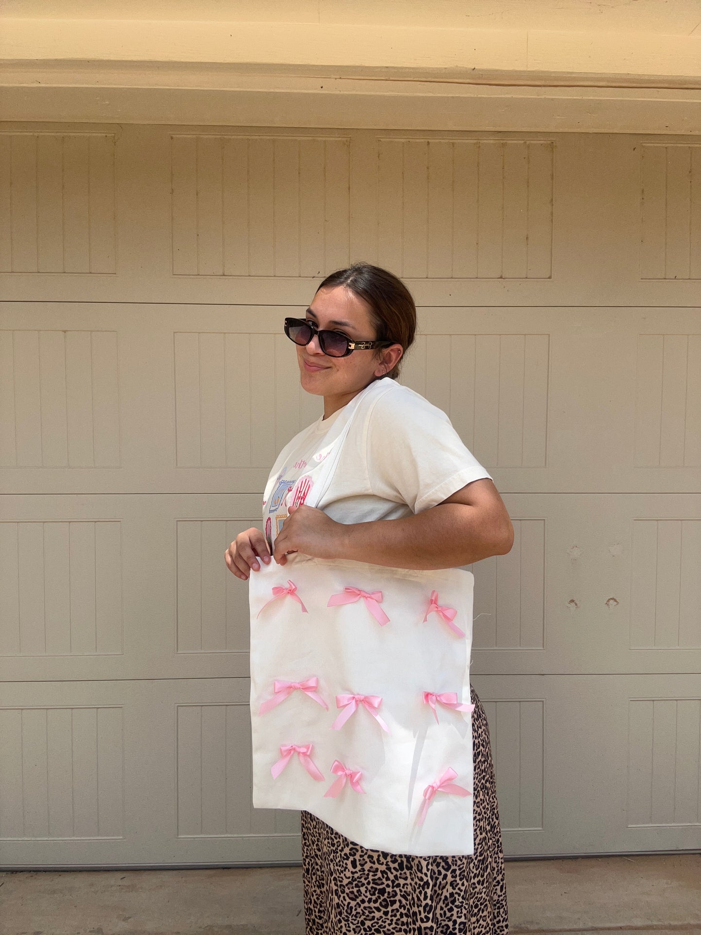 The Bow Tote